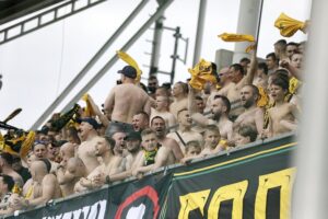 14.05.2022 Kielce. 33. kolejka Fortuna 1 Ligi: Korona Kielce - GKS Katowice. Kibice GKS- / Jarosław Kubalski / Radio Kielce