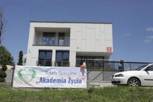 24.06.2022 Kielce. Otwarcie Szkoły Podstawowej Specjalnej "Akademia Życia" przy ulicy Bernardyńskiej 81 / fot. Jarosław Kubalski - Radio Kielce