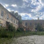 07.06.2022. Sandomierz. Budynek dawnych koszar carskich przy ul. Zawichojskiej / Grażyna Szlęzak-Wójcik / Radio Kielce