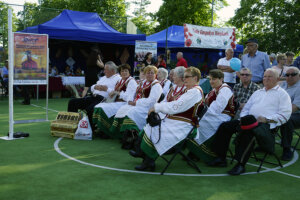 „Jawor u źródeł kultury. Zaproszenie”. Bawiliśmy się w Skarżysku i Włoszczowie - Radio Kielce