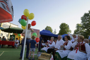 „Jawor u źródeł kultury. Zaproszenie”. Bawiliśmy się w Skarżysku i Włoszczowie - Radio Kielce