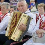 „Jawor u źródeł kultury. Zaproszenie”. Bawiliśmy się w Skarżysku i Włoszczowie - Radio Kielce