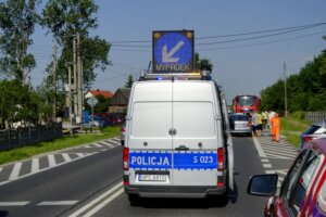 20.06.2022. Radlin. Zderzenie trzech samochodów / Fot. Piotr Kwaśniewski – Radio Kielce