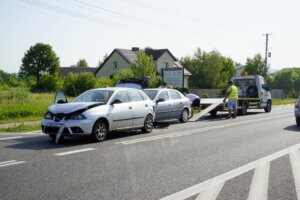 20.06.2022. Radlin. Zderzenie trzech samochodów / Fot. Piotr Kwaśniewski – Radio Kielce