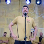 20.06.2022. Kielce. Wspólne świętowanie udanego sezonu Łomży Vive Kielce. Na zdjęciu: Alex Dujszebajew / Fot. Piotr Kwaśniewski - Radio Kielce