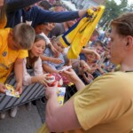 20.06.2022. Kielce. Wspólne świętowanie udanego sezonu Łomży Vive Kielce. Na zdjęciu: Tomasz Gębala / Fot. Piotr Kwaśniewski - Radio Kielce