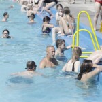 25.06.2022. Kielce. Otwarcie basenu letniego przy ulicy Szczecińskiej / Fot. Jarosław Kubalski - Radio Kielce