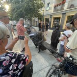 25.06.2022. Kielce. Ławeczka Bronisława Opałki / Fot. Jarosław Kubalski – Radio Kielce