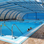 Basen w Stopnicy oblegany przez miłośników kąpieli - Radio Kielce 25.06.2022. Stopnica. Otwarcie basenu / Fot. Marta Gajda-Kruk - Radio Kielce