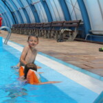 Basen w Stopnicy oblegany przez miłośników kąpieli - Radio Kielce 25.06.2022. Stopnica. Otwarcie basenu / Fot. Marta Gajda-Kruk - Radio Kielce