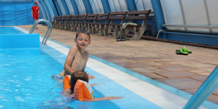 25.06.2022. Stopnica. Otwarcie basenu / Fot. Marta Gajda-Kruk - Radio Kielce