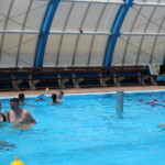 Basen w Stopnicy oblegany przez miłośników kąpieli - Radio Kielce 25.06.2022. Stopnica. Otwarcie basenu / Fot. Marta Gajda-Kruk - Radio Kielce