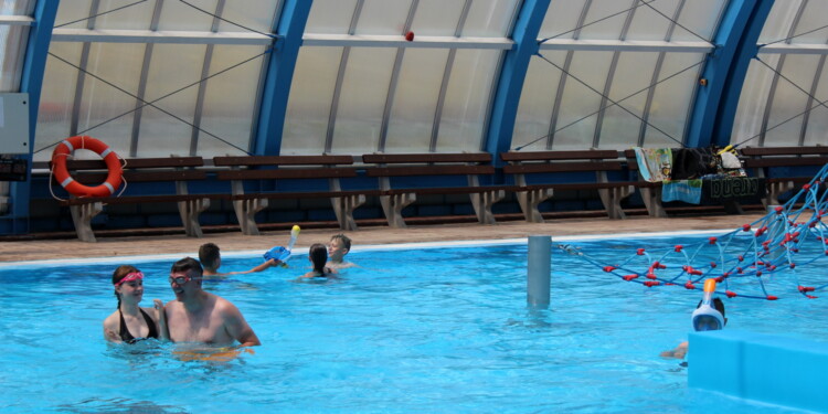 25.06.2022. Stopnica. Otwarcie basenu / Fot. Marta Gajda-Kruk - Radio Kielce