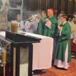26.06.2022. Sandomierz. Uroczystości kończące IV Kongres Eucharystyczny Diecezji Sandomierskiej. Na zdjęciu (w środku): kardynał Gerhard Muller