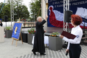 21.06.2022. Ruda Strawczyńska. Nadanie szkole imienia Komisji Edukacji Narodowej / Fot. Wiktor Taszłow - Radio Kielce