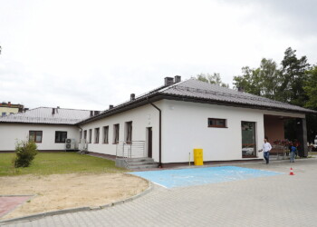 21.06.2022. Kielce. Otwarcie nowego pawilonu szpitalnego w Świętokrzyskim Centrum Psychiatrii / Fot. Wiktor Taszłow - Radio Kielce