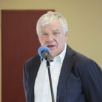 22.06.2022. Kielce. Wernisaż wystawy „Wiesław Myśliwski jubileuszowo" i spotkanie z prof. Stanisławem Bajem. Na zdjęciu prof. Stanisław Baj. / Fot. Jarosław Kubalski - Radio Kielce