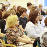 22.06.2022. Kielce. Wernisaż wystawy „Wiesław Myśliwski jubileuszowo" i spotkanie z prof. Stanisławem Bajem. / Fot. Jarosław Kubalski - Radio Kielce