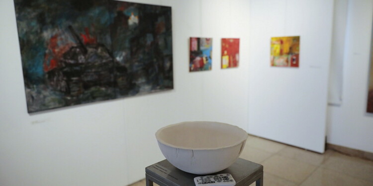 24.06.2022. Kielce. BWA. Wystawa "Przedwiośnie 45" / Fot. Wiktor Taszłow - Radio Kielce