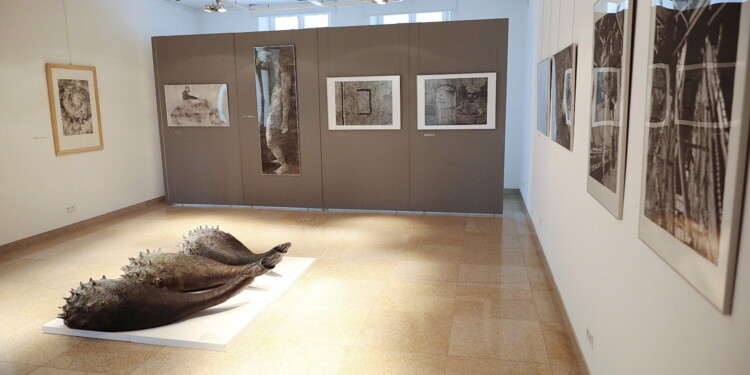 24.06.2022. Kielce. BWA. Wystawa "Przedwiośnie 45" / Fot. Wiktor Taszłow - Radio Kielce