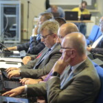 Honorowe tytuły dla biskupa Mariana Florczyka i Józefy Buckiej - Radio Kielce 24.06.2022. Kielce. Sesja Rady Powiatu w Kielcach / Fot. Wiktor Taszłow - Radio Kielce