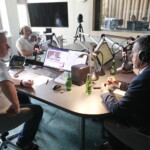 24.06.2022. Sportowa Debata Radia Kielce. Na zdjęciu (od lewej): Marek Cender - Radio Kielce, Anna Kibortt - wiceprzewodnicząca rady miasta, Jarosław Karyś - przewodniczący rady miasta, Paweł Kotwica - dziennikarz sportowy / Fot. Wiktor Taszłow - Radio Kielce