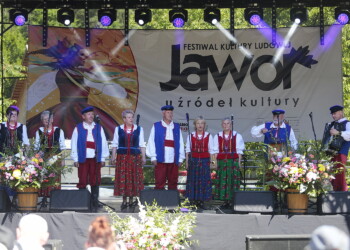 26.06.2022. Tokarnia. Ogólnopolski Festiwal Kultury Ludowej „Jawor u źródeł kultury” / Fot. Wiktor Taszłow – Radio Kielce