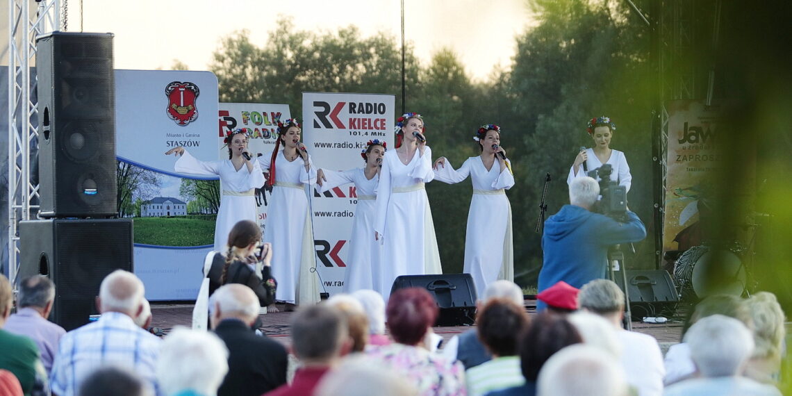 05.06.2022. Staszów. Koncert „Jawor u źródeł kultury. Zaproszenie” / Fot. Wiktor Taszłow - Radio Kielce