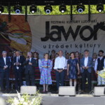 26.06.2022. Tokarnia. Ogólnopolski Festiwal Kultury Ludowej „Jawor u źródeł kultury” – gala wręczenia nagród / Fot. Wiktor Taszłow – Radio Kielce