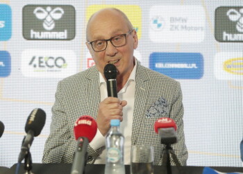 Na zdjęciu: Marian Urban - prezes zarządu klubu sportowego VIVE Kielce / Fot. Wiktor Taszłow - Radio Kielce