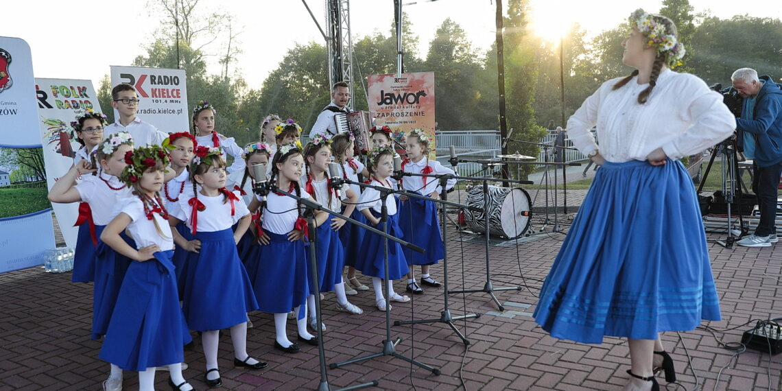 05.06.2022. Staszów. Koncert „Jawor u źródeł kultury. Zaproszenie” / Fot. Wiktor Taszłow - Radio Kielce