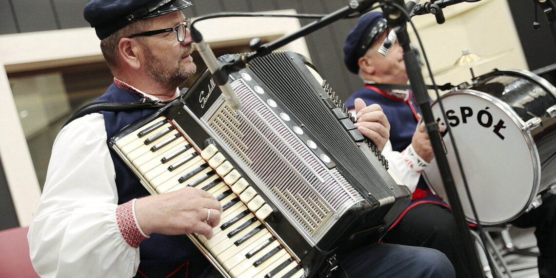 08.06.2022.  Studio Gram. Zespół Pieśni i Tańca ze Strawczynka / Fot. Wiktor Taszłow / Radio Kielce