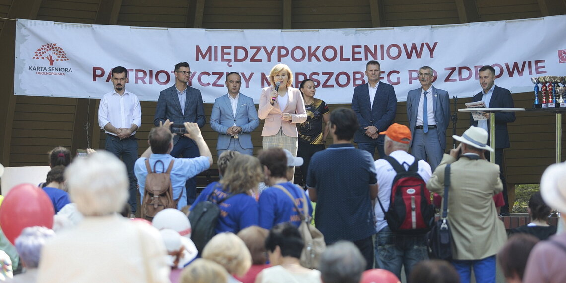 18.06.2022. Kielce. Pierwszy Międzypokoleniowy Patriotyczny Marszobieg po Zdrowie / Fot. Wiktor Taszłow - Radio Kielce