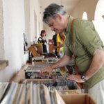 Kielce. Giełda płyt winylowych / Fot. Wiktor Taszłow - Radio Kielce