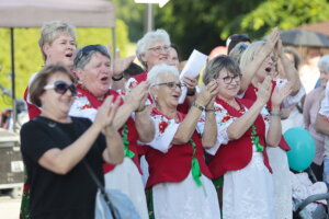 „Jawor u źródeł kultury. Zaproszenie”. Bawiliśmy się w Skarżysku i Włoszczowie - Radio Kielce