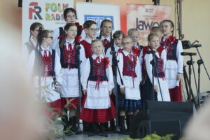 „Jawor u źródeł kultury. Zaproszenie”. Bawiliśmy się w Skarżysku i Włoszczowie - Radio Kielce