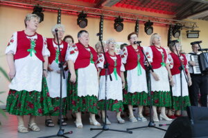 „Jawor u źródeł kultury. Zaproszenie”. Bawiliśmy się w Skarżysku i Włoszczowie - Radio Kielce