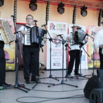 „Jawor u źródeł kultury. Zaproszenie”. Bawiliśmy się w Skarżysku i Włoszczowie - Radio Kielce