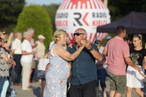 „Jawor u źródeł kultury. Zaproszenie”. Bawiliśmy się w Skarżysku i Włoszczowie - Radio Kielce