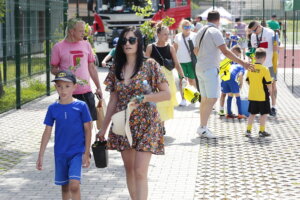 19.06.2022. Jędrzejów. Charytatywny turniej piłki nożnej dla 2,5-letniej Antosi Czarneckiej / Fot. Wiktor Taszłow - Radio Kielce