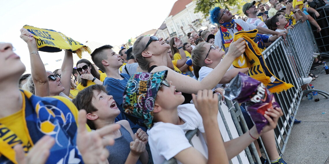 19.06.2022. Kielczanie kibicowali Łomży Vive Kielce w finałowym meczu LM