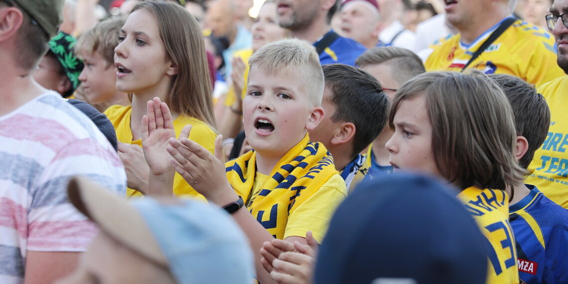 19.06.2022. Kielczanie kibicowali Łomży Vive Kielce w finałowym meczu LM