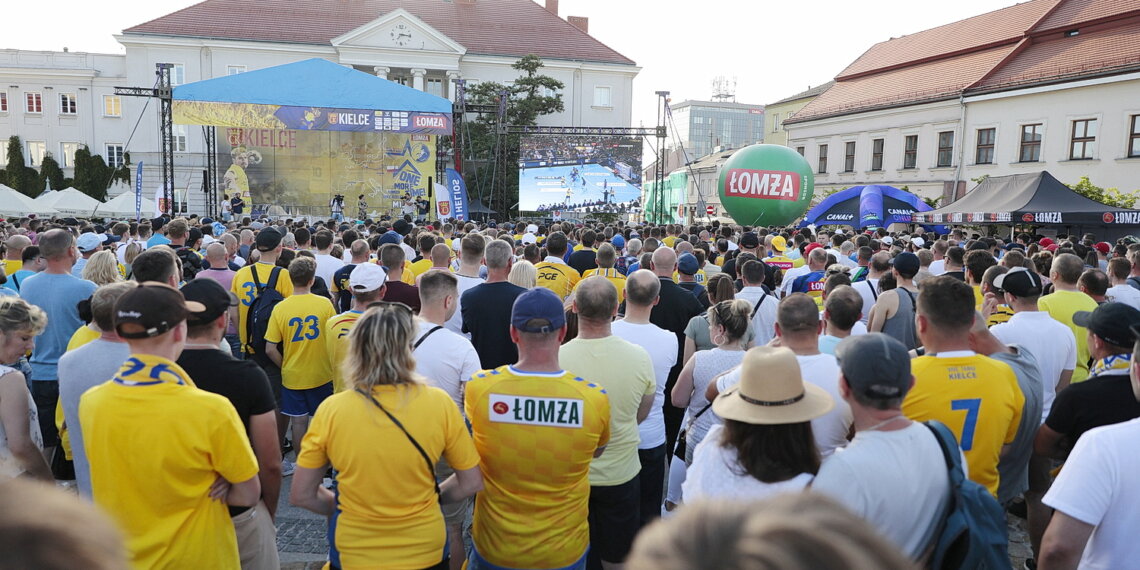 19.06.2022. Kielczanie kibicowali Łomży Vive Kielce w finałowym meczu LM