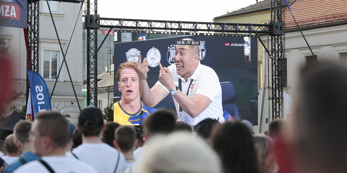 19.06.2022. Kielczanie kibicowali Łomży Vive Kielce w finałowym meczu LM