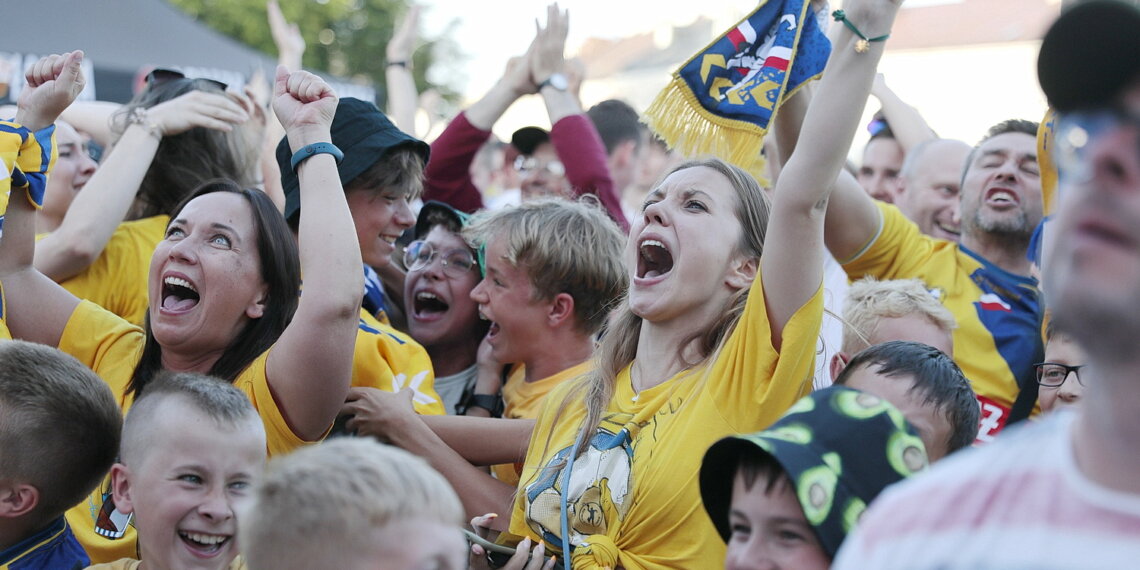 19.06.2022. Kielczanie kibicowali Łomży Vive Kielce w finałowym meczu LM