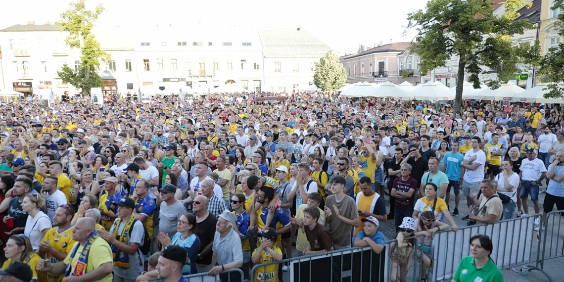 19.06.2022. Kielczanie kibicowali Łomży Vive Kielce w finałowym meczu LM