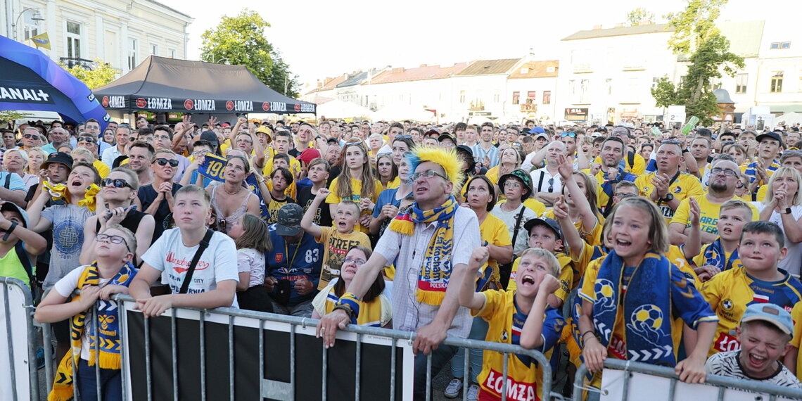 19.06.2022. Kielczanie kibicowali Łomży Vive Kielce w finałowym meczu LM