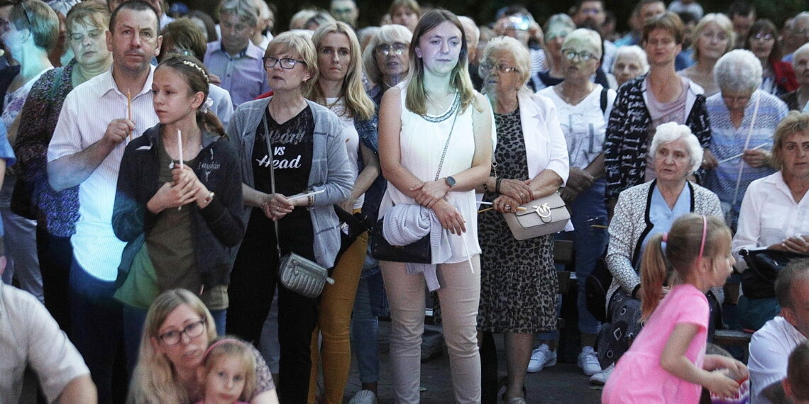 12.06.2022 Kielce. Spotkanie modlitewne. Uwielbienie Jarosław Kubalski / Radio Kielce