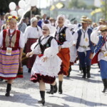 25.06.2022 Kielce. Jawor - u źródeł kultury. Korowód i koncert na Placu Artystów / fot. Jarosław Kubalski - Radio Kielce