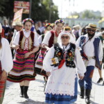 25.06.2022 Kielce. Jawor - u źródeł kultury. Korowód i koncert na Placu Artystów / fot. Jarosław Kubalski - Radio Kielce